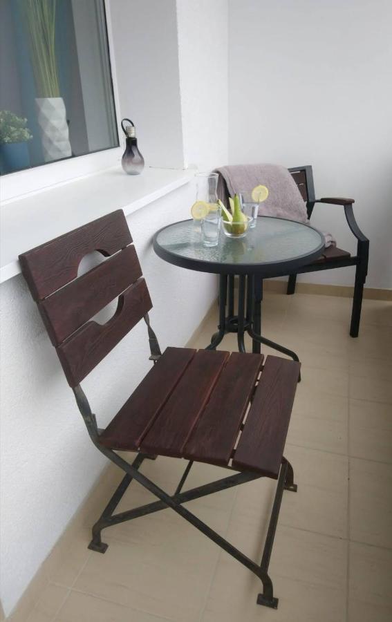 Quadratum Apartment By Noclegi Renters Γκντανσκ Εξωτερικό φωτογραφία